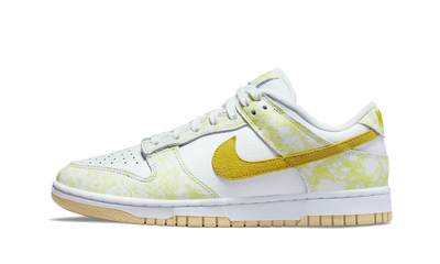 Nike Dunk Low Yellow Strike